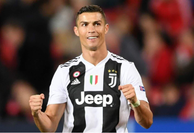 克尼佩尔超高难度后仰三分命中，黄蜂&猛龙进入加时赛！