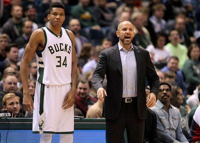 指针划过周六早晨10点，车链转动的声响撞碎薄雾。