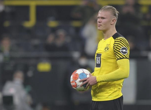 安德烈亚·贝尔塔再次获胜，阿森纳宣布双重签约