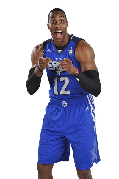 足球装备网：科技巨头甲骨文公司有望成为切尔西胸前广告赞助商