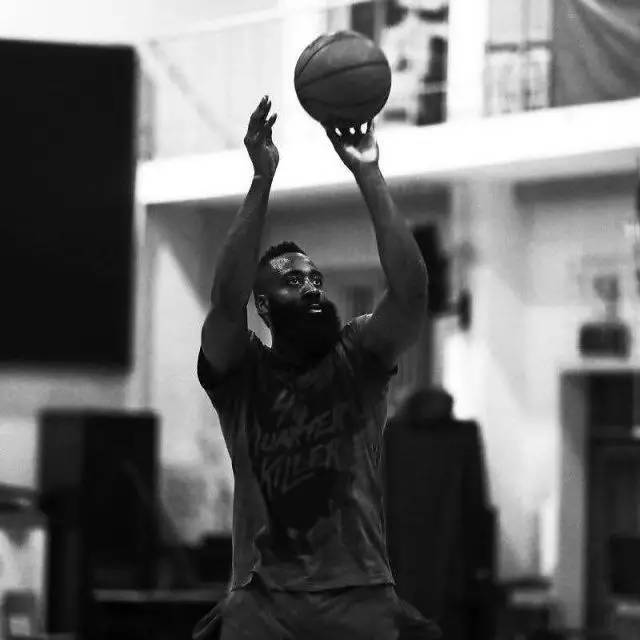 阿隆索确认留队：下赛季带药厂踢欧冠