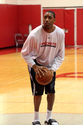 江坤宇赛季防守稳定性分析