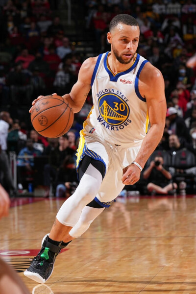 萨拉赫将被提供丰厚的利物浦离队机会“仅在一个条件下”