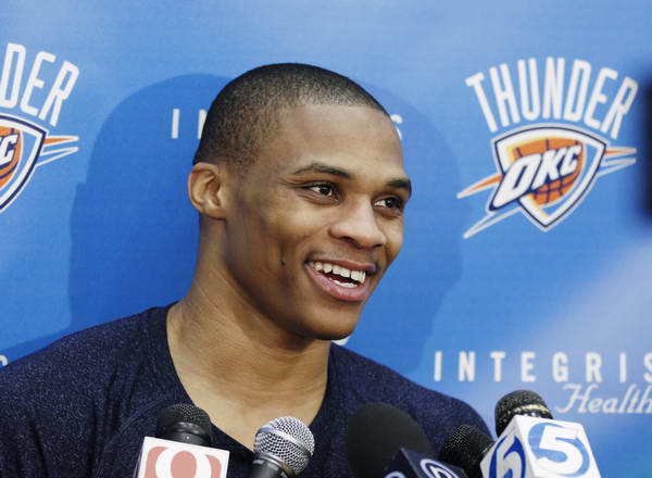 2025赛季MotoGP｜ 佐治马丁伤缺揭幕战 杜卡迪“双王争霸”